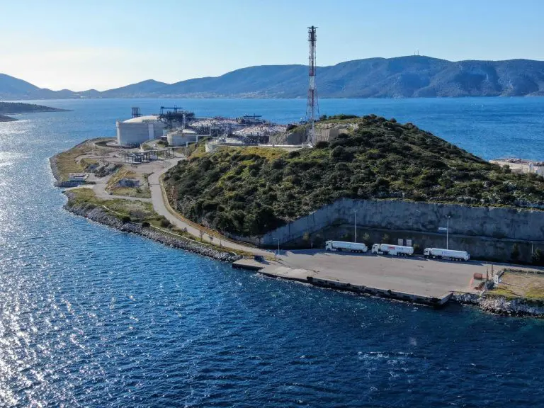 Greek LNG imports jump in Q1