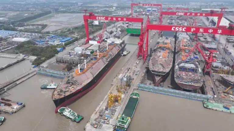 Hudong-Zhonghua launches LNG carrier
