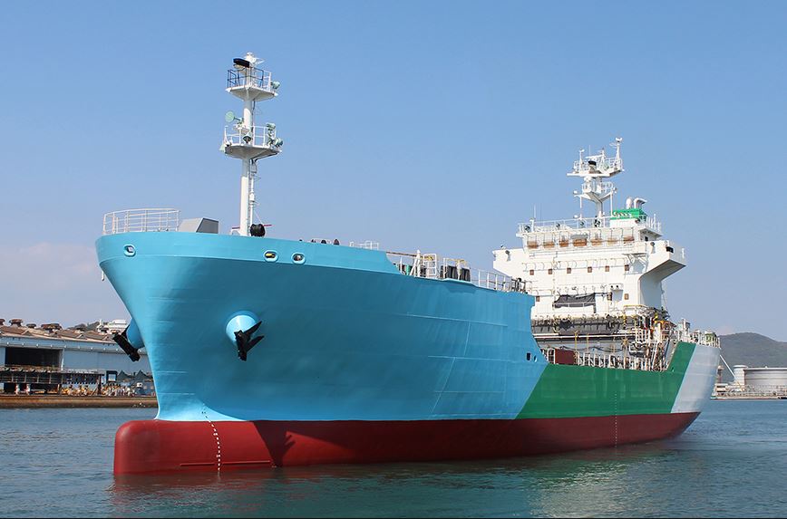 Japan's first LNG bunkering vessel to start operations