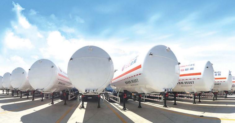 China Gas inks LNG pact with Sinopec