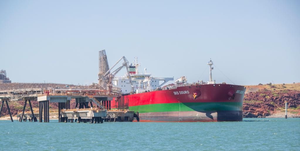 Woodside teams up with Trafigura on first carbon offset condensate cargo