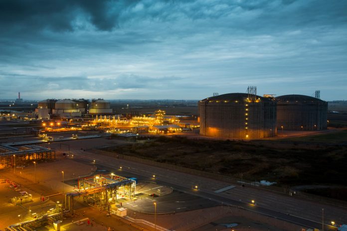 UK's Grain LNG terminal hits send-out and truck loading records