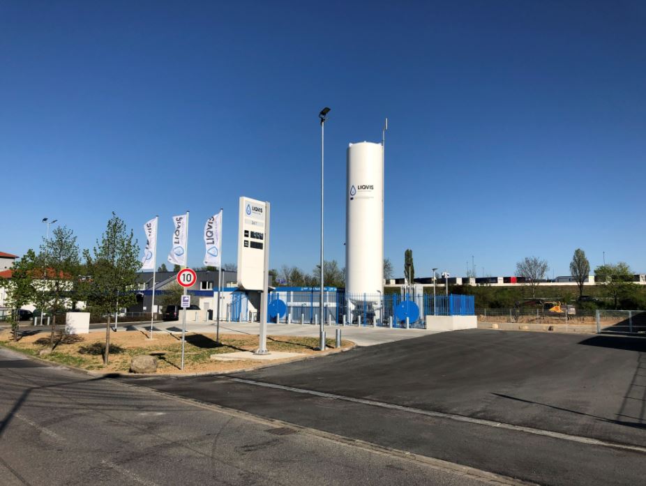 Uniper's Liqvis, partners test bio-LNG trucks in Germany