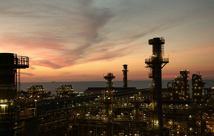 Petronas five injured after fire at Bintulu LNG complex in Malaysia
