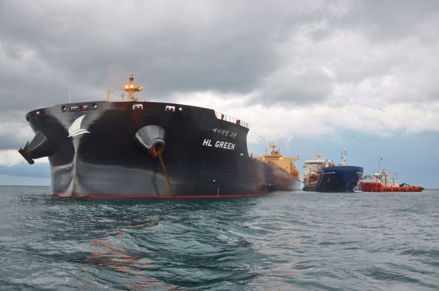 Petronas wraps up first LNG bunkering operation in Sabah