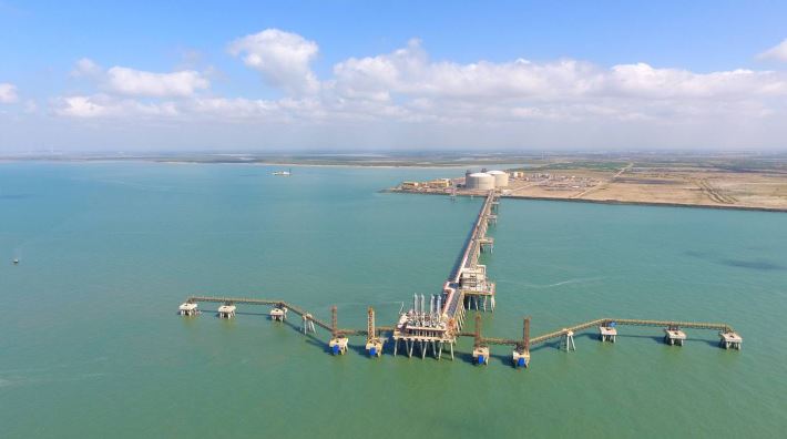 India's Deep Industries scores Mundra LNG gig