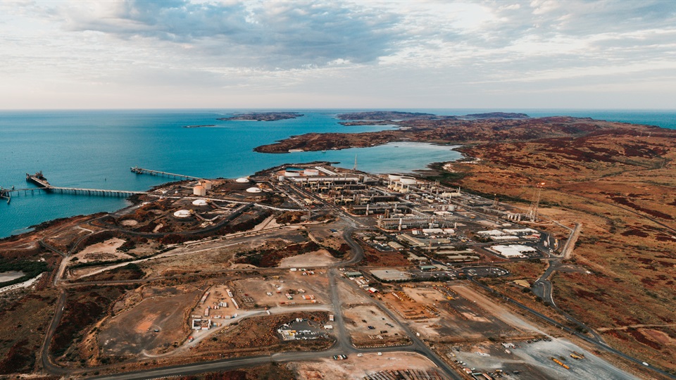 Woodside NWS LNG plant kicks off Pluto gas processing ahead of schedule