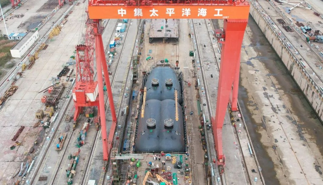 CIMC SOE installs tanks on first LNG bunkering ship for Fratelli Cosulich