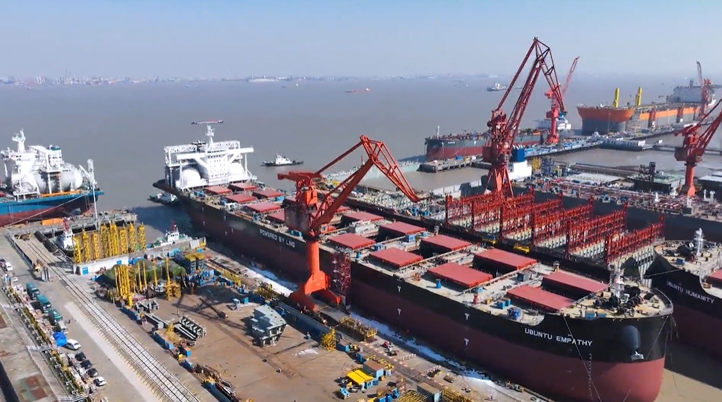SWS launches two LNG-powered bulkers for Anglo American