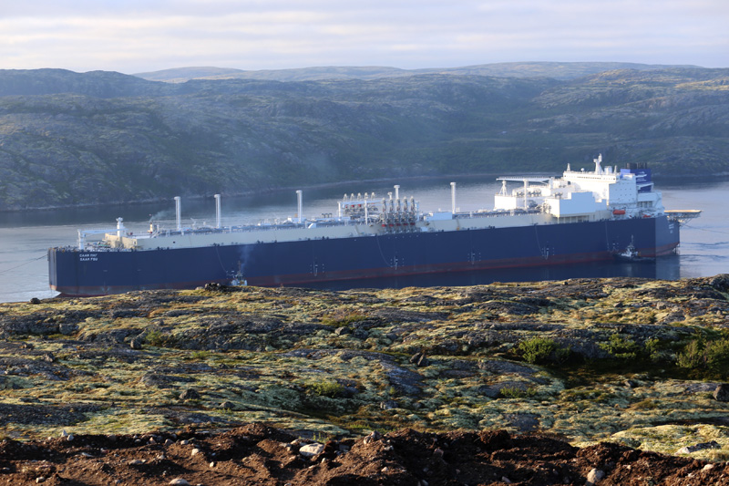 Novatek set to launch Murmansk LNG transshipment ops as giant FSU arrives