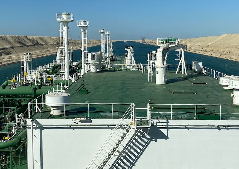 CoolCo buys LNG newbuild duo from EPS