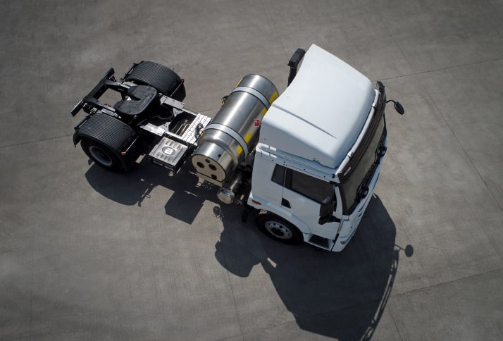 India's Hindustan Zinc and GreenLine pen deal for LNG-powered trucks