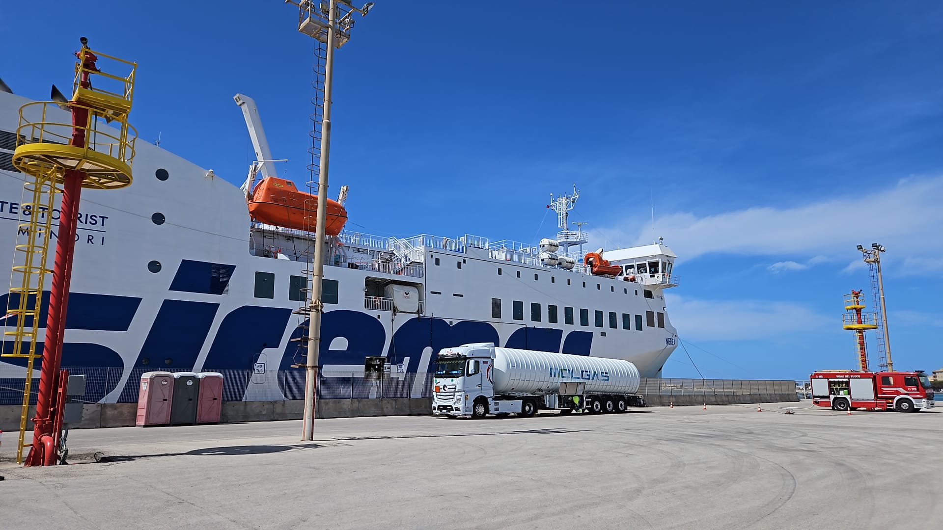 Molgas expands LNG bunkering network with first Italian op