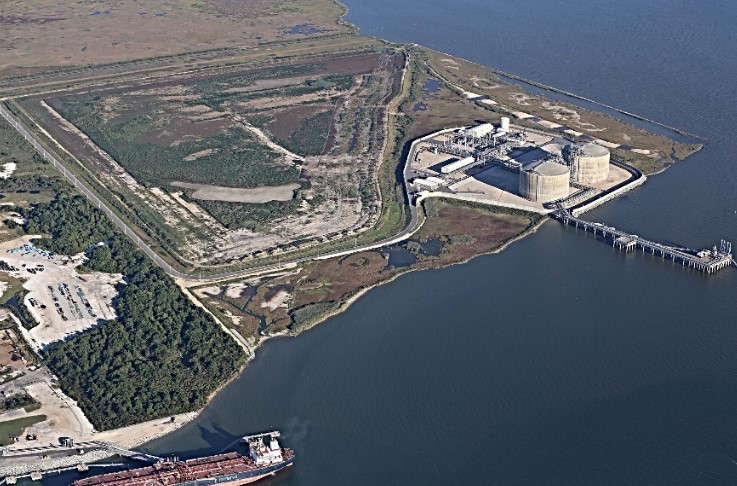 Kinder Morgan secures more time for Gulf LNG export project