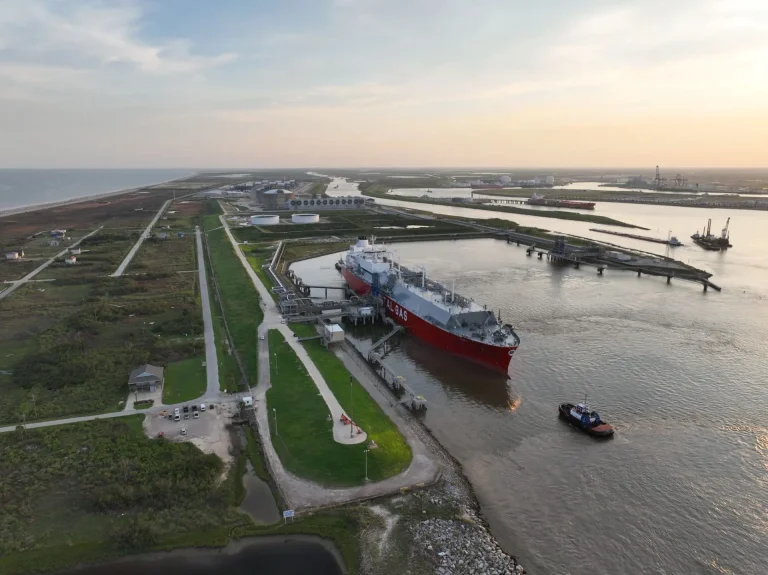 DOE gives further boost to US LNG exports