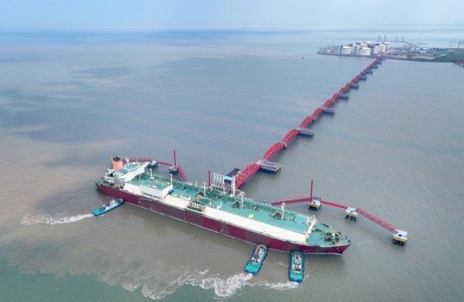 China’s LNG imports down 4.5 percent in June