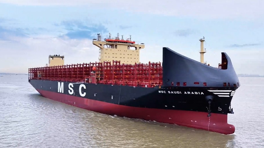 Yangzijiang delivers MSC's LNG-fueled containership