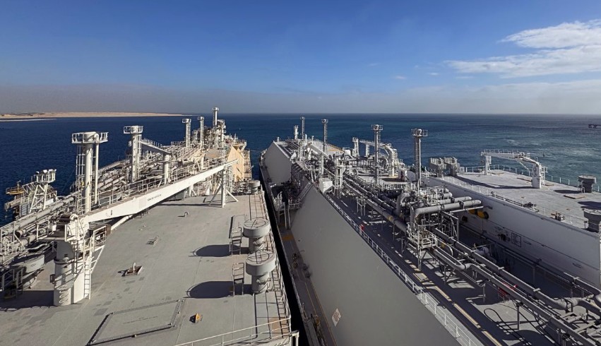 Hoegh Evi's Egypt FSRU in 100th STS LNG transfer
