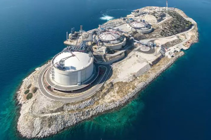 Greece’s DESFA says almost all Revithoussa LNG slots booked until 2040