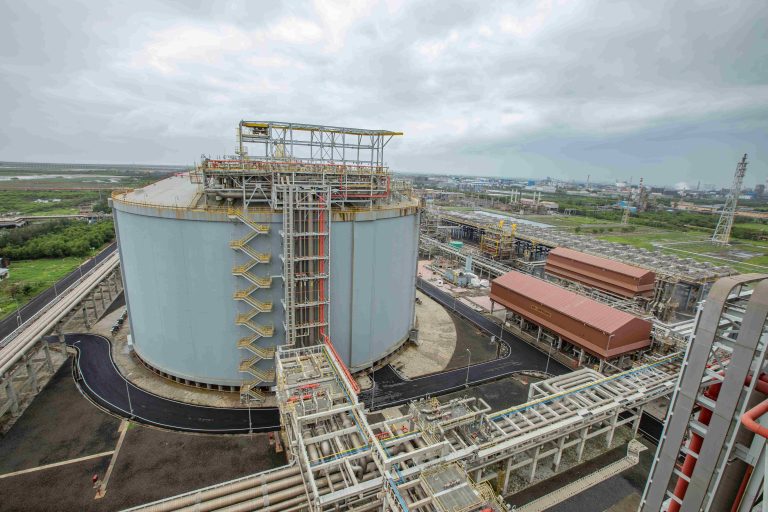 Petronet nears launch of Dahej LNG expansion