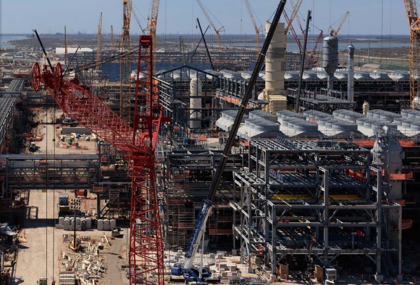 NextDecade expects to start Rio Grande LNG prduction in H1 2027