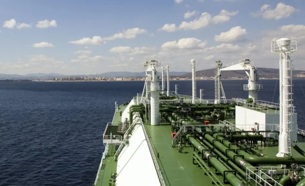 Atlantic and Pacific LNG shipping rates up this week