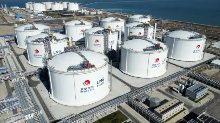China’s gas imports flat in May