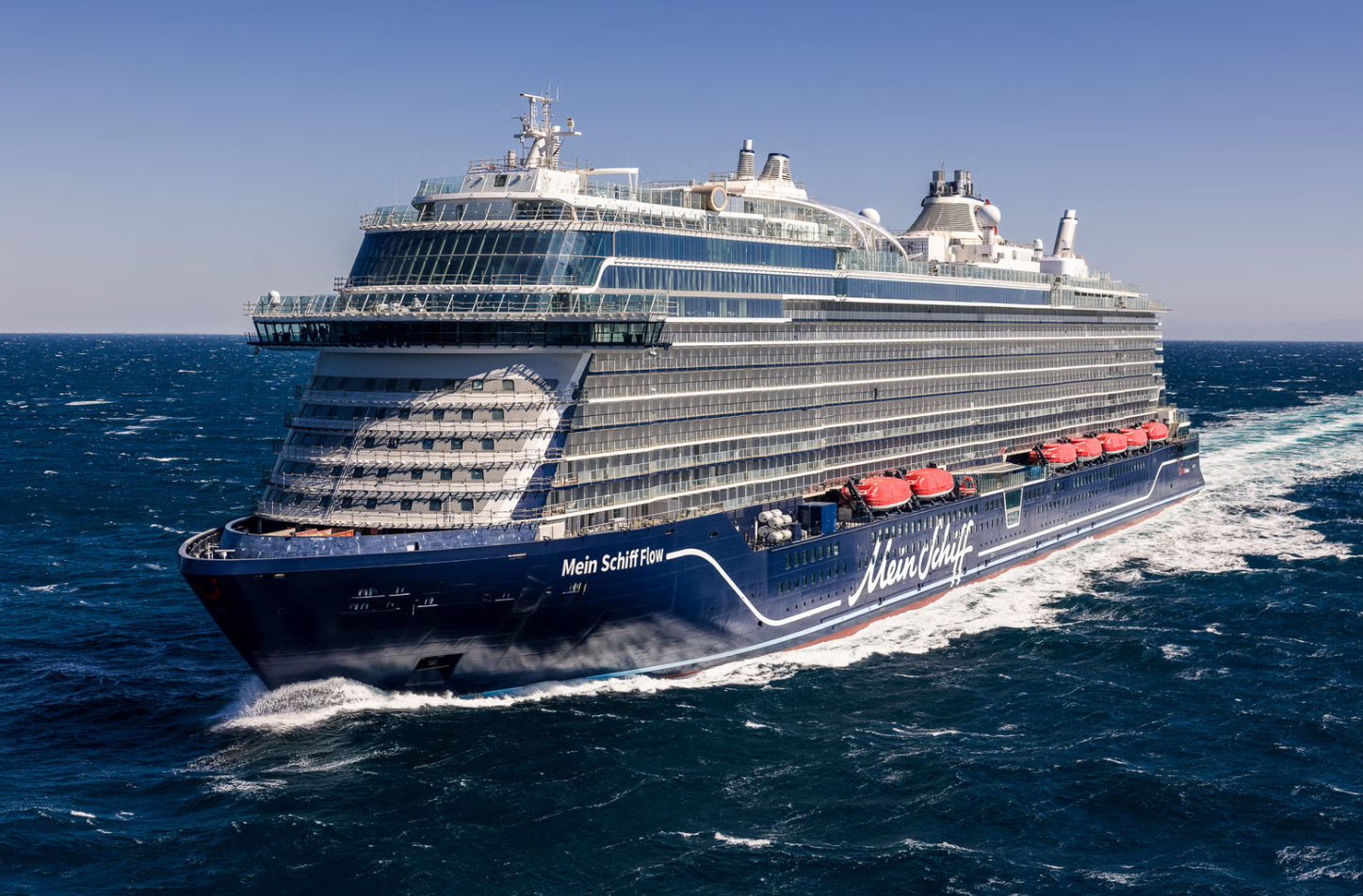 Fincantieri delivers second LNG-powered newbuild to TUI Cruises